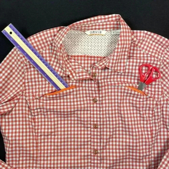 Orvis women’s button up collared blouse with 2 zippered pockets vented back - Picture 12 of 14